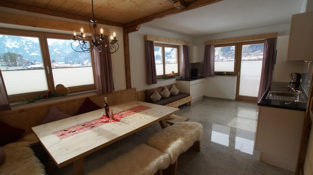 Appartement Sonnenschein Рамзау-ім-Ціллерталь Екстер'єр фото